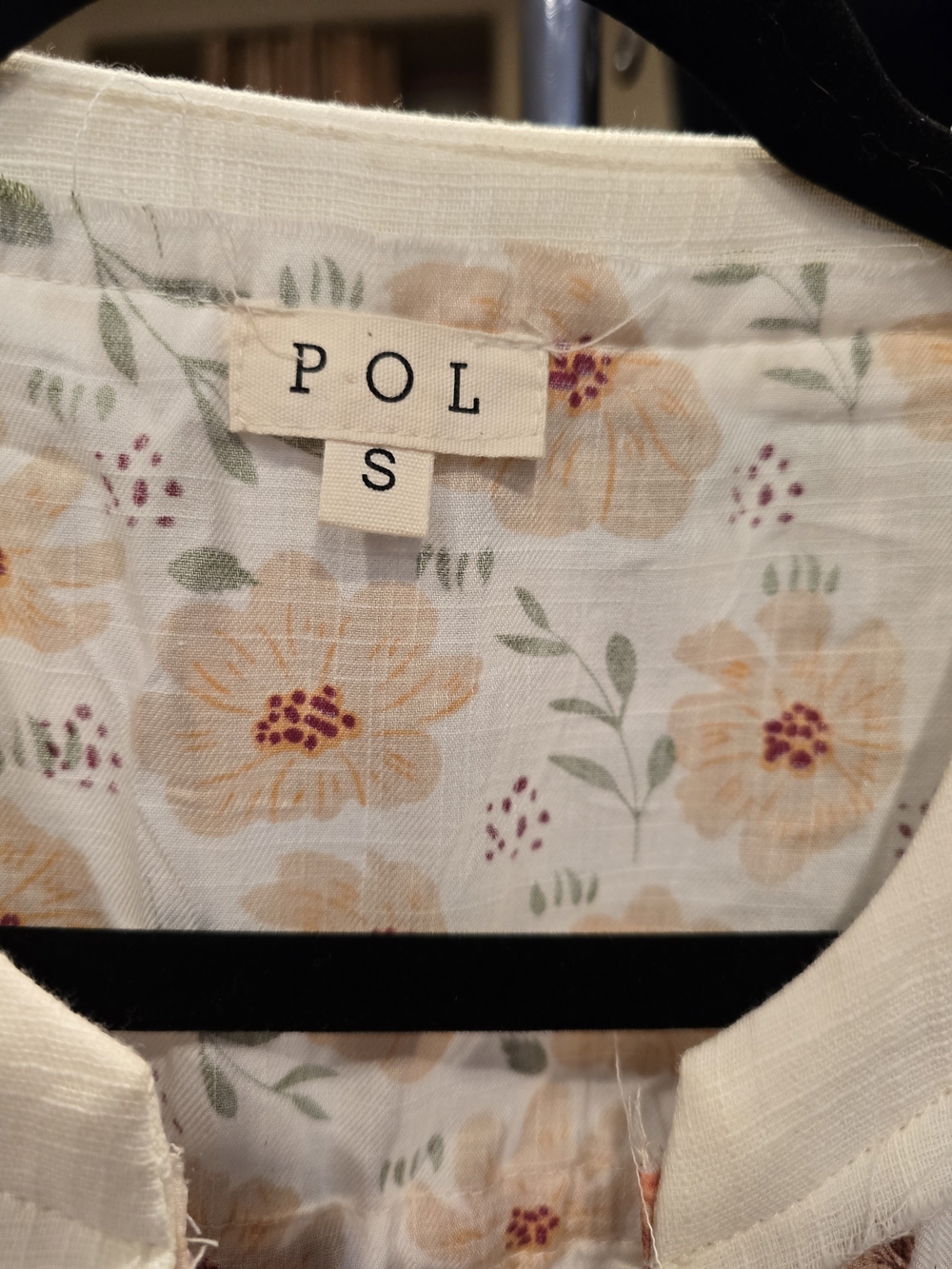 POL Cream Floral Patchwork Blouse with Pink Accents - Picture 3 of 10